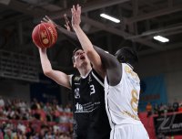 Basketball BBL Pokal 23/24: Tigers Tuebingen - Basketball Loewen Braunschweig