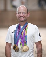 REITEN Olympische Spiele Paris 2024: Olympiasieger Michael Jung (Deutschland)