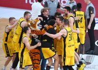 Basketball 2. Liga 22/23 Playoff Halbfinale: PS Karlsruhe Lions - Tigers Tuebingen