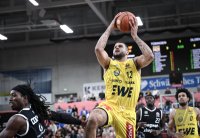 Basketball BBL Pokal 24/25: Tigers Tuebingen - EWE Baskets Oldenburg