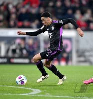 Fussball 1. Bundesliga 23/24: SC Freiburg - FC Bayern Muenchen