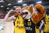 Basketball 2. Liga 22/23 Playoff Viertelfinale: Tigers Tuebingen - Eisbaeren Bremerhaven