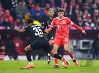 Fussball 1. Bundesliga 22/23: FC Bayern Muenchen - Eintracht Frankfurt