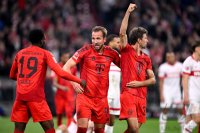 Fussball 1. Bundesliga 24/25: FC Bayern Muenchen - VfB Stuttgart , JUBEL, JUBELT, JUBELN, OPTIMISTISCH, FREUDE, FREUEN, POSITIV, POSITIVE EMOTION, POSITIVE EMOTIONEN,