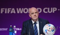 FUSSBALL WM 2022 Eroeffnung Pressekonferenz: FIFA Praesident Gianni Infantino (Schweiz)