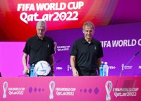 FUSSBALL WM 2022 Pressekonferenz: FIFA-Direktor fuer globale Fussballfoerderung, Arsene Wenger