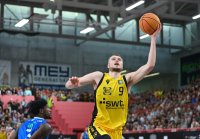 Basketball 2. Liga 22/23 Playoff Halbfinale: PS Karlsruhe Lions - Tigers Tuebingen