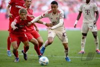 Fussball 1. Bundesliga 24/25: FC Bayern Muenchen - SC Freiburg