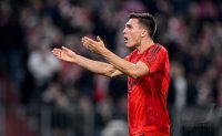 Fussball 1. Bundesliga 24/25: FC Bayern Muenchen - VfB Stuttgart , JUBEL, JUBELT, JUBELN, OPTIMISTISCH, FREUDE, FREUEN, POSITIV, POSITIVE EMOTION, POSITIVE EMOTIONEN,