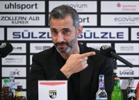 Fussball Regionalliga Suedwest 2023/2024: Neuer Trainer der TSG Balingen, Trainer Murat Isik