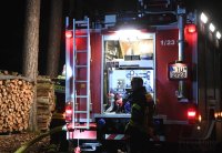 Holzstapel Brand in Rottenburg - Oberndorf