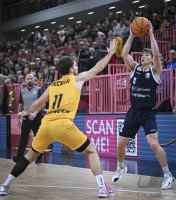 Basketball 2. Bundesliga 24/25: Tigers Tuebingen - VfL SparkassenStars Bochum