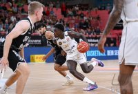 Basketball BBL Pokal 23/24: Tigers Tuebingen - Basketball Loewen Braunschweig