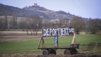 Themenbild: Protest gegen Rechts und Bauernprotest