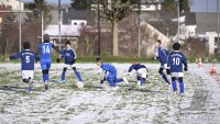 Fussball: Schmuckbild, Jugendfussball bei Schnee