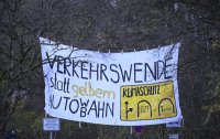 Themenbild: Protest gegen den geplanten Bau des Schindhaubasistunnels