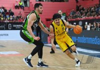 Basketball 2. Bundesliga 22/23: Tigers Tuebingen - ROEMERSTROM Gladiators Trier