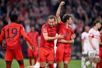 Fussball 1. Bundesliga 24/25: FC Bayern Muenchen - VfB Stuttgart , JUBEL, JUBELT, JUBELN, OPTIMISTISCH, FREUDE, FREUEN, POSITIV, POSITIVE EMOTION, POSITIVE EMOTIONEN,