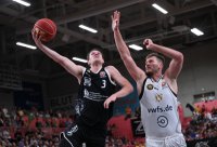 Basketball BBL Pokal 23/24: Tigers Tuebingen - Basketball Loewen Braunschweig