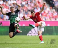 Fussball 1. Bundesliga Saison 2016/2017: FC Bayern Muenchen - Eintracht Frankfurt