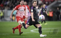 Fussball 1. Bundesliga 23/24: SC Freiburg - FC Bayern Muenchen