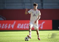 FUSSBALL Fussball UEFA Youth League 24/25: FC Bayern Muenchen - Dinamo Zagreb