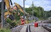 Einschieben Bahnbruecke Baustelle in Ergenzingen auf der Gaeubahn Strecke