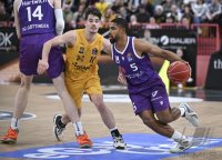 Basketball 1. Bundesliga 23/24: Tigers Tuebingen - BG Goettingen