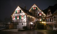 Schmuckbild, Advendskalender am Haus Haus am Nepomuk bei Ernst Heimes