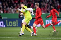 Fussball  DFB Pokal Achtelfinale  24/25: FC Bayern Muenchen - Bayer 04 Leverkusen