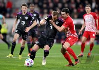 Fussball 1. Bundesliga 23/24: SC Freiburg - FC Bayern Muenchen