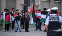 Solidaritaet mit Israel - Kundgebung auf dem Marktplatz in Rottenburg (Kreis Tuebingen)