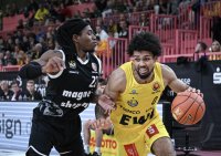 Basketball BBL Pokal 24/25: Tigers Tuebingen - EWE Baskets Oldenburg