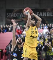 Basketball 1. Bundesliga 23/24: Tigers Tuebingen - HAKRO Merlins Crailsheim