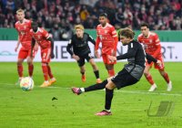 Fussball DFB Pokal Viertelfinale 22/23: FC Bayern Muenchen - SC Freiburg