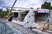 Einschieben Bahnbruecke Baustelle in Ergenzingen auf der Gaeubahn Strecke