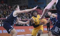 Basketball 2. Bundesliga 24/25: Tigers Tuebingen - VfL SparkassenStars Bochum