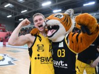 Basketball 2. Liga 22/23 Playoff Viertelfinale: Tigers Tuebingen - Eisbaeren Bremerhaven