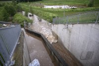 Hochwasser, Katzenbach in Rottenburg - Dettingen (Kreis Tuebingen)