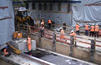 Einschieben Bahnbruecke Baustelle in Ergenzingen auf der Gaeubahn Strecke