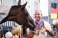 REITEN Olympische Spiele Paris 2024: Olympiasieger Michael Jung (Deutschland)