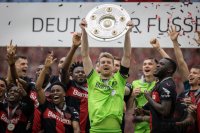 Fussball 1. Bundesliga 23/24: Torwart Lukas Hradecky (Bayer 04 Leverkusen)