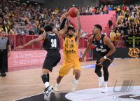 Basketball 1. Bundesliga 23/24: Tigers Tuebingen - ratiopharm Ulm