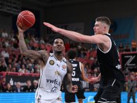 Basketball BBL Pokal 23/24: Tigers Tuebingen - Basketball Loewen Braunschweig