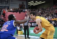 Basketball 1. Bundesliga 23/24: Tigers Tuebingen - SYNTAINICS MBC