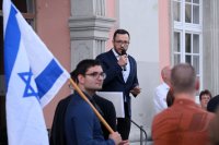 Solidaritaet mit Israel - Kundgebung auf dem Marktplatz in Rottenburg (Kreis Tuebingen)