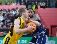 Basketball 2. Bundesliga 22/23: Tigers Tuebingen - Uni Baskets Paderborn