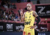 Basketball BBL Pokal 24/25: Tigers Tuebingen - EWE Baskets Oldenburg