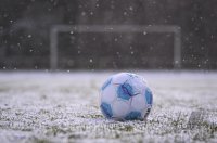 Fussball: Schmuckbild, Spielabsage, Wintereinbruch