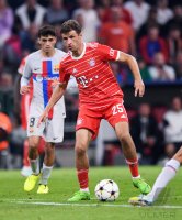 Fussball International CHL 22/23: FC Bayern Muenchen - FC Barcelona